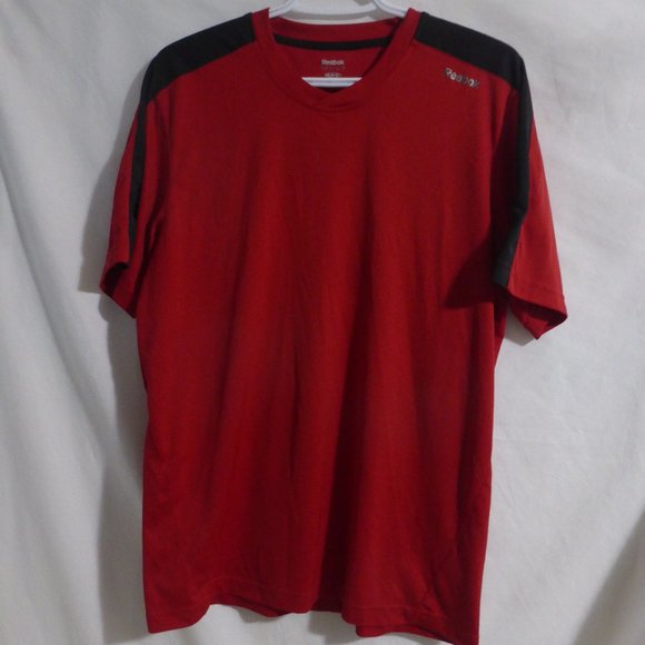 REEBOK, PlayDry, VersaCool, large, exercise / athleisure, short sleeve shirt GUC - Picture 1 of 10